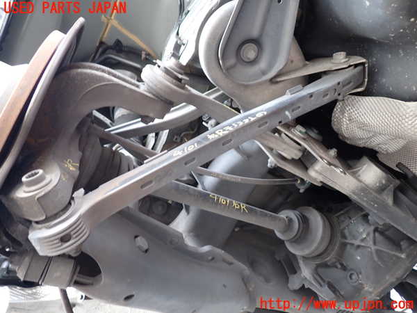 2UPJ-9241015325]ベンツ S550 W221(221071)右リアテンションロッド 中古_2