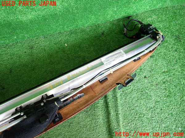 2UPJ-9241017790]ベンツ S550 W221(221071)リアサンシェード 中古_4