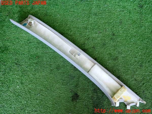 2UPJ-9241017655]ベンツ S550 W221(221071)右フロントピラートリム 中古_4