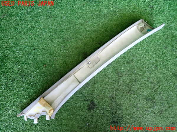2UPJ-9241017660]ベンツ S550 W221(221071)左フロントピラートリム 中古_4