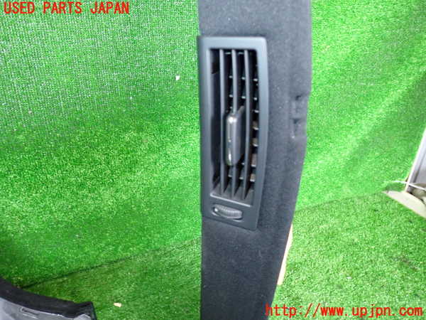 2UPJ-9241017665]ベンツ S550 W221(221071)右センターピラートリム 中古_5