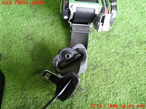 2UPJ-9241017075]ベンツ S550 W221(221071)助手席シートベルト 中古_3