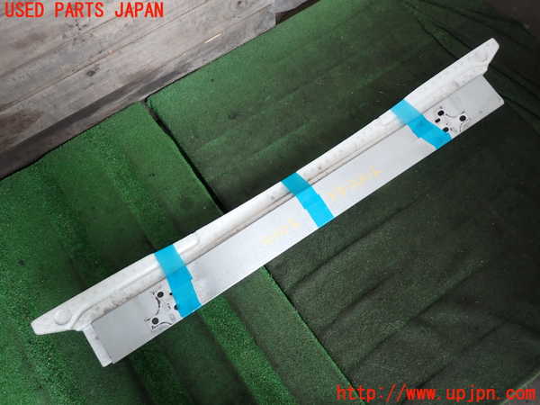 2UPJ-9241021014]クラウン エステート(JZS175W)フロントバンパーホースメント 中古_2