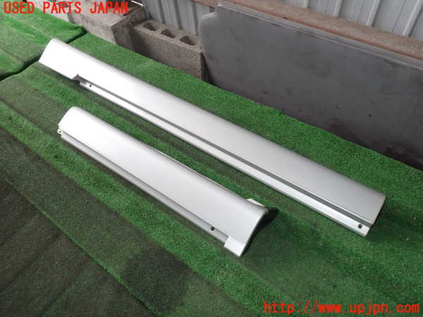2UPJ-9241021390]クラウン エステート(JZS175W)右サイドステップ 中古_2