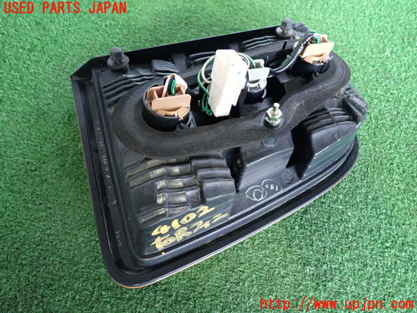 2UPJ-9241021550]クラウン エステート(JZS175W)右リアフィニッシャー 中古_3