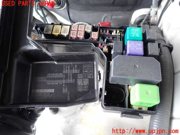 2UPJ-9241026742]クラウン エステート(JZS175W)ヒューズボックス2(EGルーム内助手席側) 中古_2