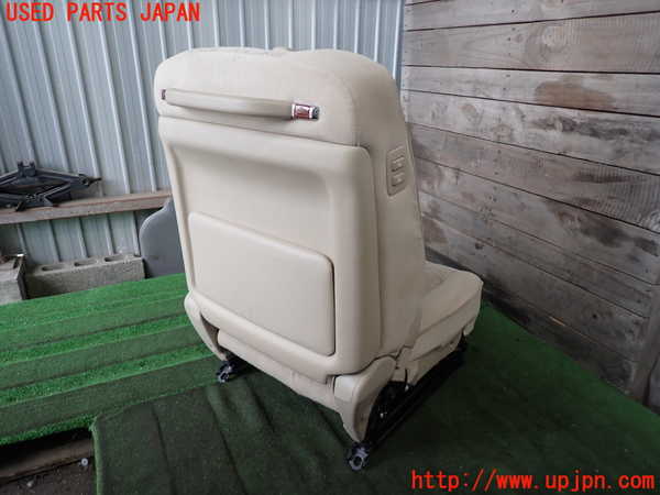 2UPJ-9241027065]クラウン エステート(JZS175W)助手席シート 中古_2