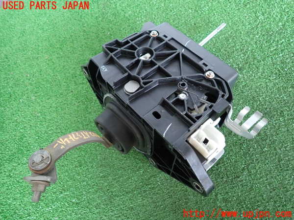 2UPJ-9241027555]クラウン エステート(JZS175W)ATシフトレバー 中古_2