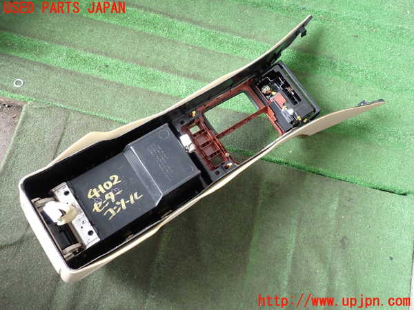 2UPJ-9241027540]クラウン エステート(JZS175W)センターコンソール 中古_5