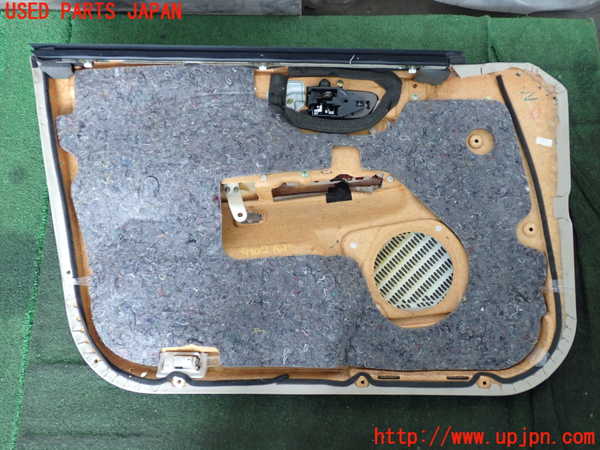 2UPJ-9241021234]クラウン エステート(JZS175W)右前ドア内張り 中古_4