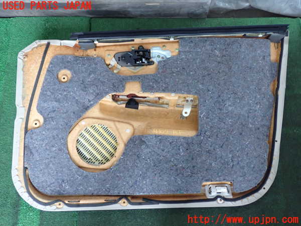 2UPJ-9241021264]クラウン エステート(JZS175W)左前ドア内張り 中古_4