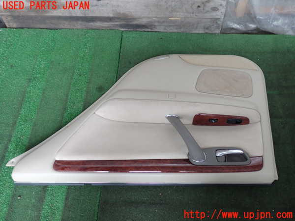 2UPJ-9241021294]クラウン エステート(JZS175W)右後ドア内張り 中古_3