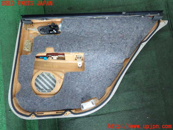 2UPJ-9241021324]クラウン エステート(JZS175W)左後ドア内張り 中古_4