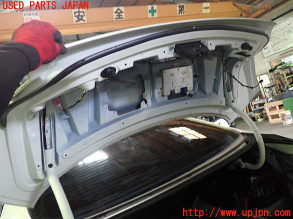 1UPJ-9241031500]BMW 640i グランクーペ(6A30)(F06)トランク 中古_3