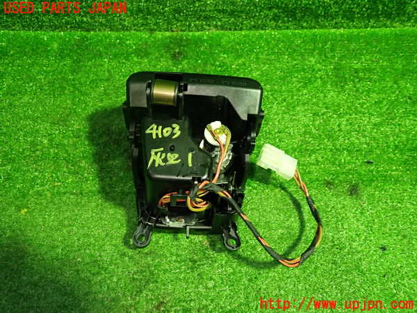 1UPJ-9241037821]BMW 640i グランクーペ(6A30)(F06)灰皿1 中古_3