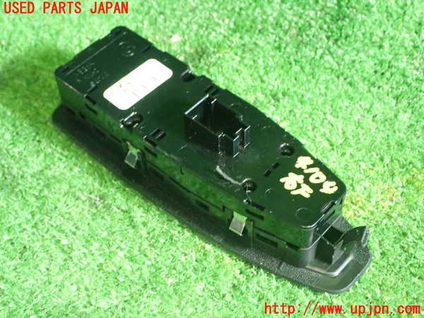 1UPJ-9241046240]BMW 330e(8E20 F30)右前パワーウィンドウスイッチ 中古_3