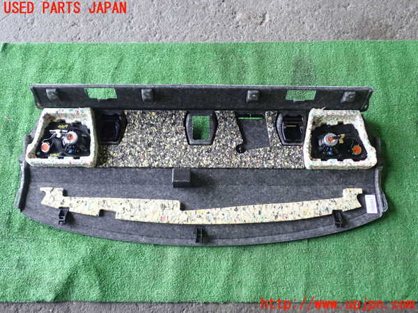 1UPJ-9241047761]BMW 330e(8E20 F30)トノカバー1 中古_4