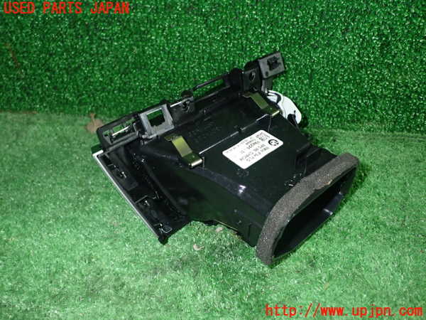 1UPJ-9241047527]BMW 330e(8E20 F30)エアコン吹き出し口2 (左) 中古_3