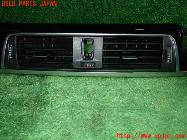 1UPJ-9241047528]BMW 330e(8E20 F30)エアコン吹き出し口3 (真中) 中古_2