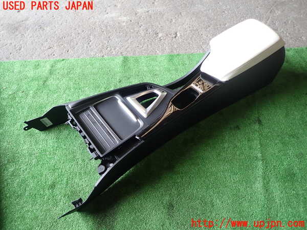 1UPJ-9241047540]BMW 330e(8E20 F30)センターコンソール 中古_2