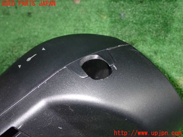 1UPJ-9241047905]BMW 330e(8E20 F30)コラムカバー 中古_4
