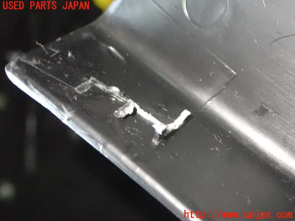 1UPJ-9241047665]BMW 330e(8E20 F30)右センターピラートリム 中古_4