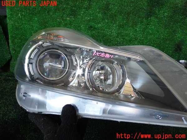 1UPJ-9241051130]ベンツ SL500 R230(230475)右ヘッドライト HID 中古_2
