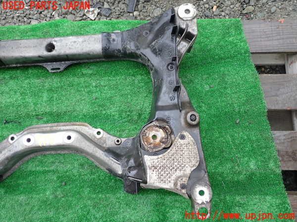 1UPJ-9241055285]ベンツ SL500 R230(230475)フロントメンバー 中古_2