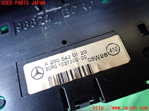 1UPJ-9241057850]ベンツ SL500 R230(230475)時計 中古_4