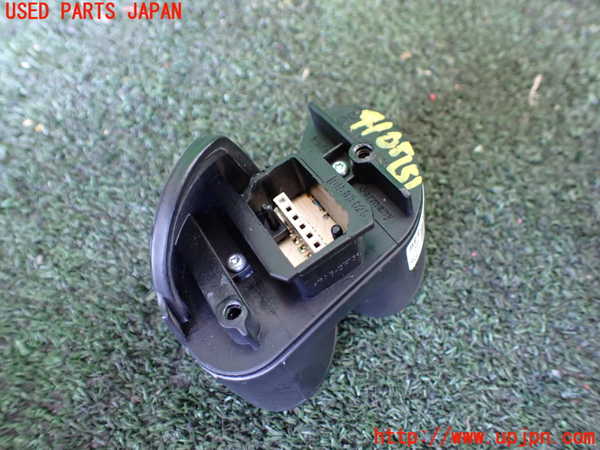 1UPJ-9241056310]ベンツ SL500 R230(230475)スイッチ5(ハンズフリー) 中古_2