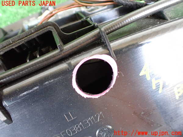 1UPJ-9241057516]ベンツ SL500 R230(230475)グローブボックス1 中古_5