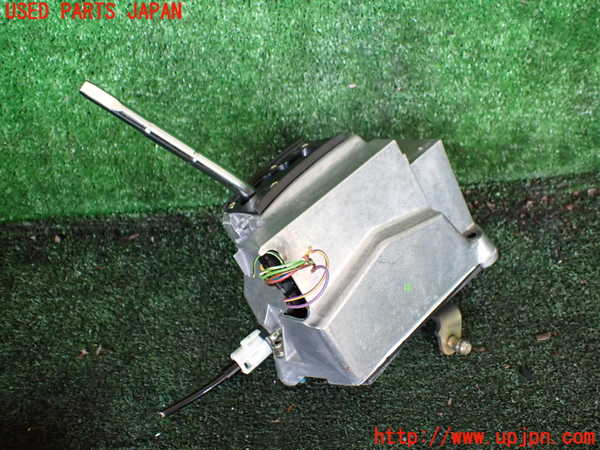 1UPJ-9241057555]ベンツ SL500 R230(230475)ATシフトレバー 中古_2