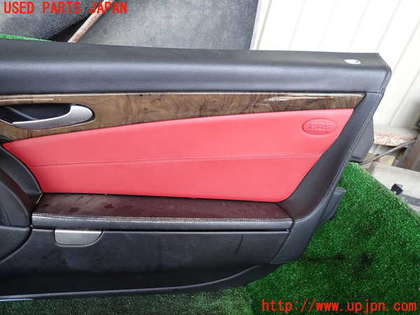 1UPJ-9241051234]ベンツ SL500 R230(230475)右ドア内張り 中古_3