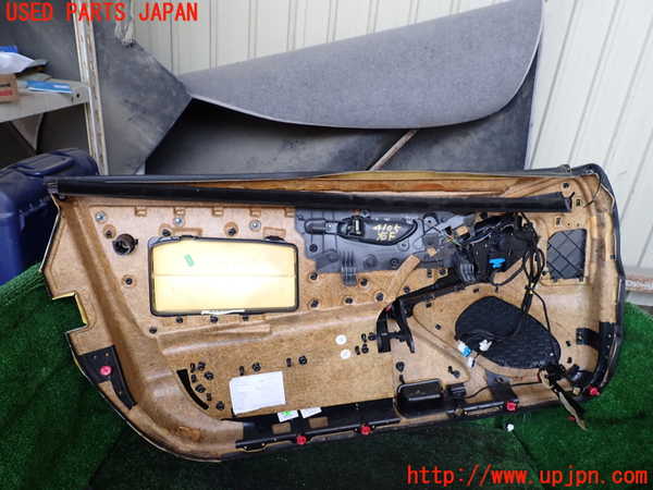 1UPJ-9241051234]ベンツ SL500 R230(230475)右ドア内張り 中古_4