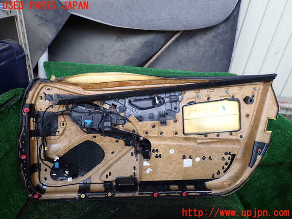 1UPJ-9241051264]ベンツ SL500 R230(230475)左ドア内張り 中古_4