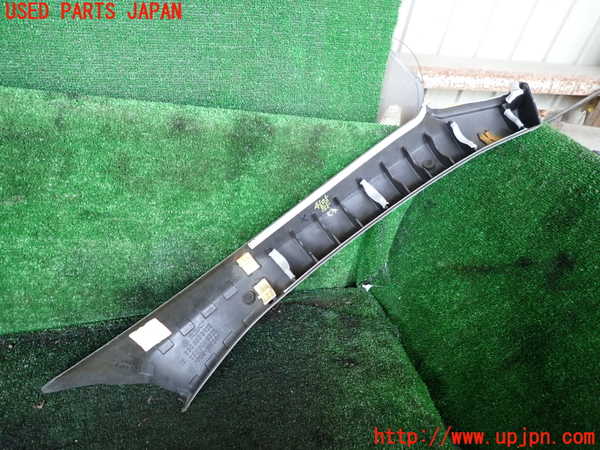 1UPJ-9241057660]ベンツ SL500 R230(230475)左フロントピラートリム 中古_2