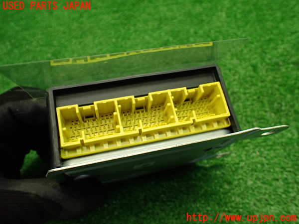 1UPJ-9241066145]ロードスター(ND5RC)エアバッグコンピューター 【ジャンク品】_3