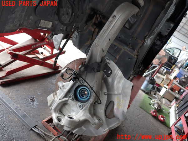 2UPJ-9241084295]アルファロメオ・ステルヴィオ(94920)左フロントナックルハブ 中古_2