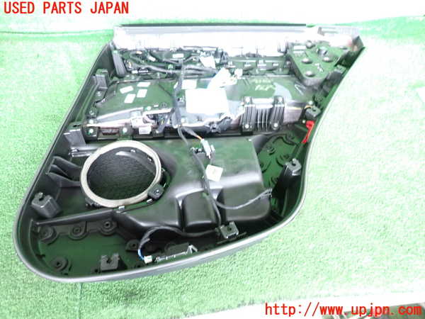 2UPJ-9241081324]アルファロメオ・ステルヴィオ(94920)左後ドア内張り 中古_3