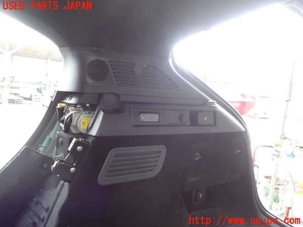 2UPJ-9241087675]アルファロメオ・ステルヴィオ(94920)右リアピラートリム 中古_2