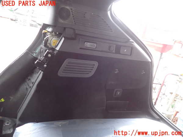 2UPJ-9241087675]アルファロメオ・ステルヴィオ(94920)右リアピラートリム 中古_3