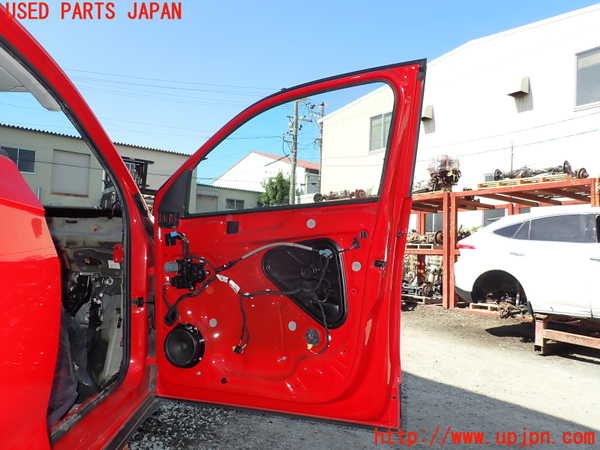 1UPJ-9241091230]VW・T-Cross(ティークロス)(C1DKR)右前ドア SEKURIT M86 中古_2