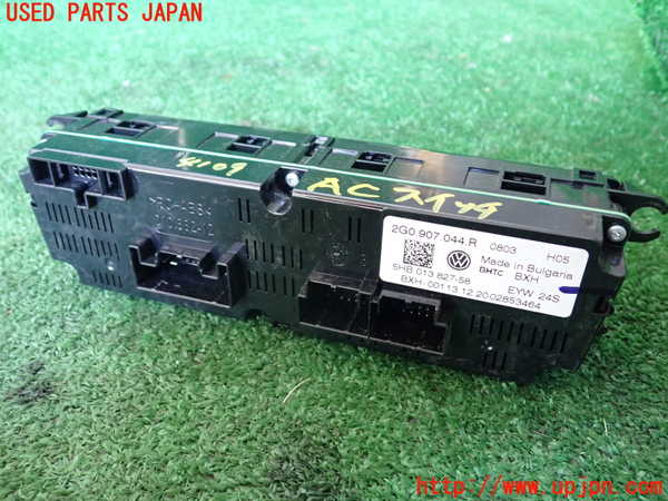 1UPJ-9241096066]VW・T-Cross(ティークロス)(C1DKR)エアコンスイッチ1 中古_2