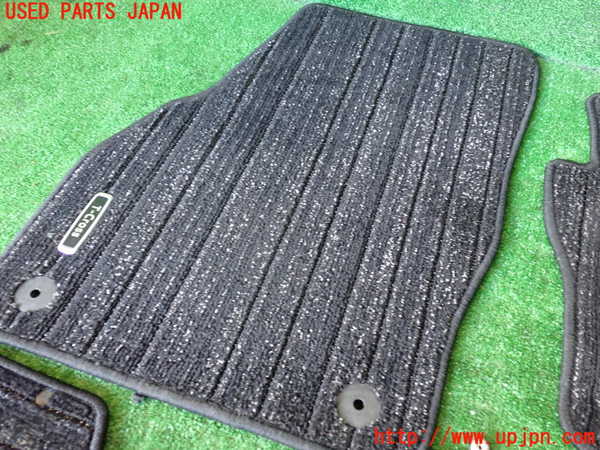 1UPJ-9241097800]VW・T-Cross(ティークロス)(C1DKR)フロアマット 中古_3