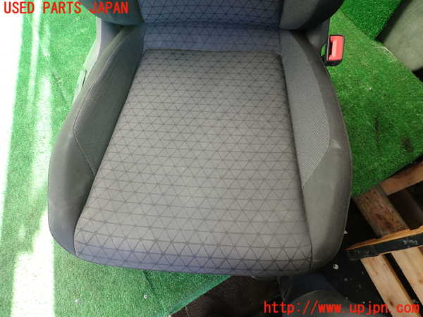 1UPJ-9241097035]VW・T-Cross(ティークロス)(C1DKR)運転席シート 中古_3