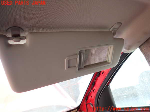 1UPJ-9241097625]VW・T-Cross(ティークロス)(C1DKR)室内サンバイザー右側 中古_2