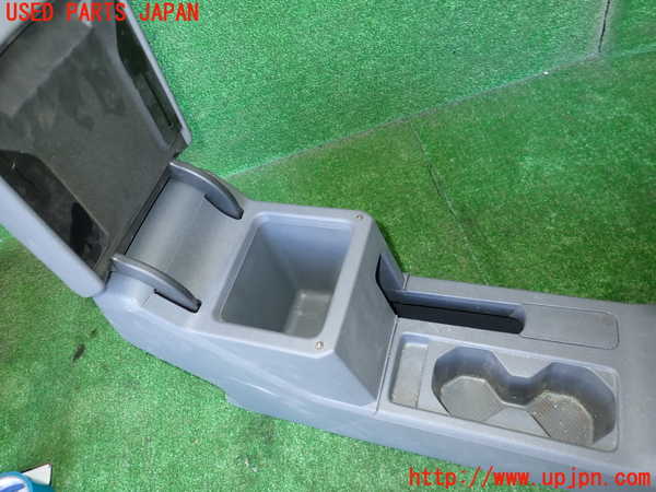 1UPJ-9241097540]VW・T-Cross(ティークロス)(C1DKR)センターコンソール 中古_4
