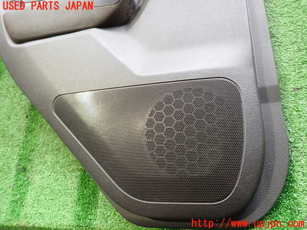 2UPJ-9241101324]ハマーH3(不明)左後ドア内張り 中古_2