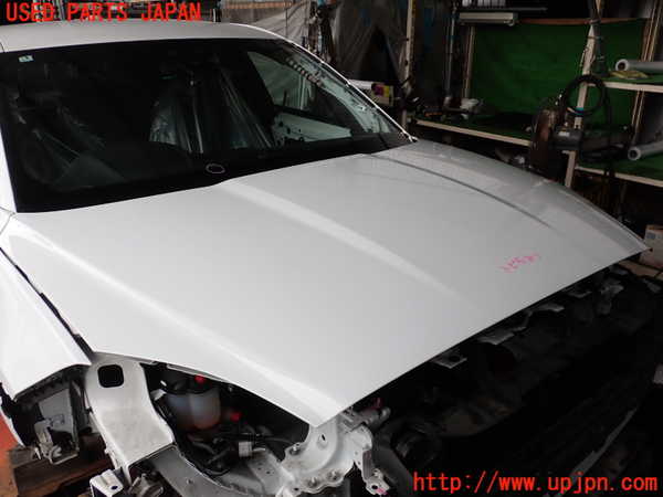 2UPJ-9241111060]ジャガー・Eペイス(DF2NA)ボンネットフード 中古_2