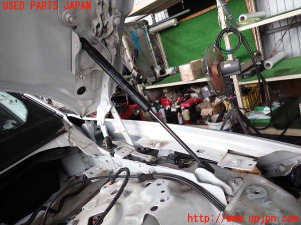 2UPJ-9241111068]ジャガー・Eペイス(DF2NA)ボンネットダンパー 中古_2